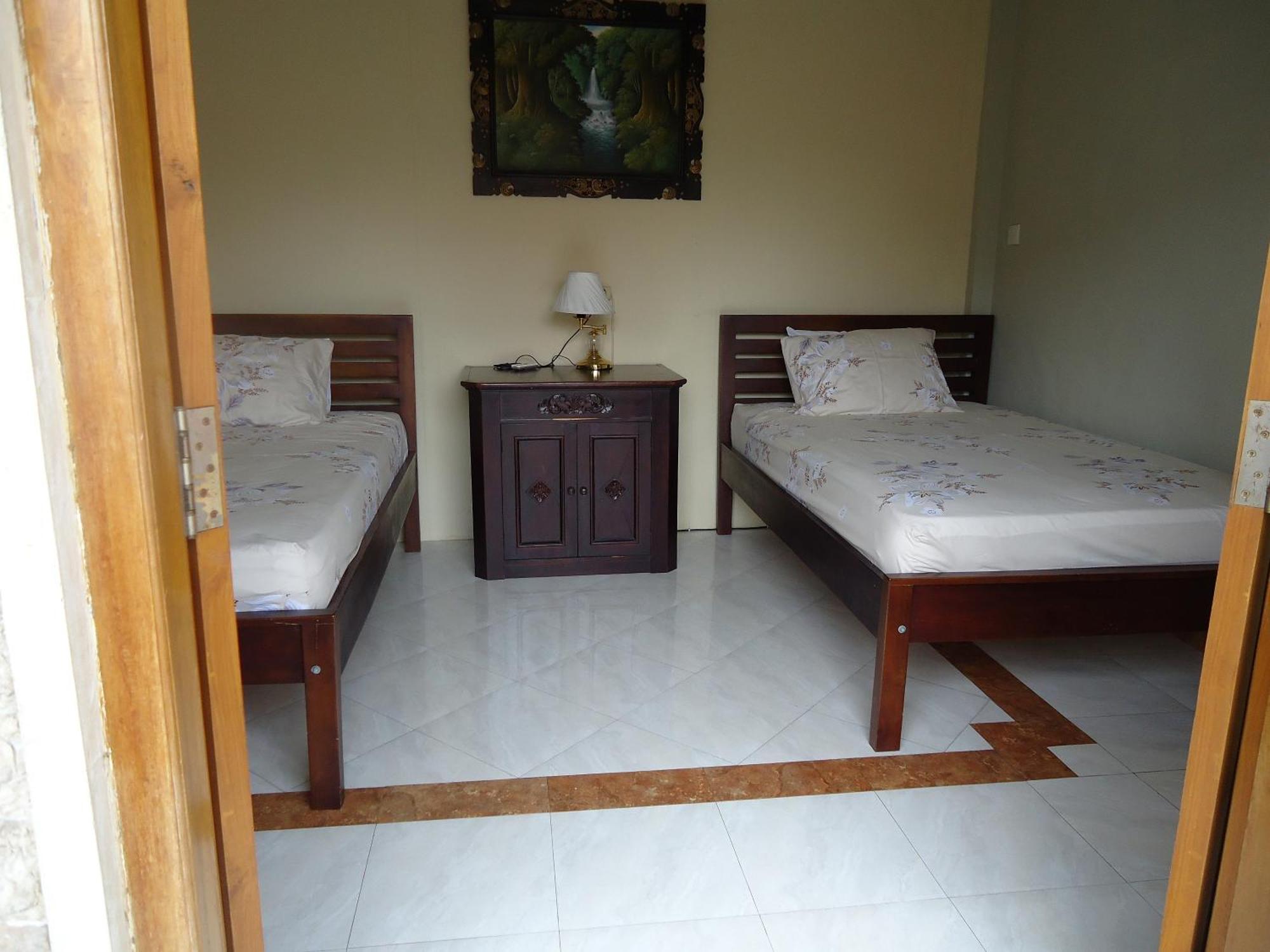 The Reinhold Guesthouse Bali Kerobokan Exterior foto