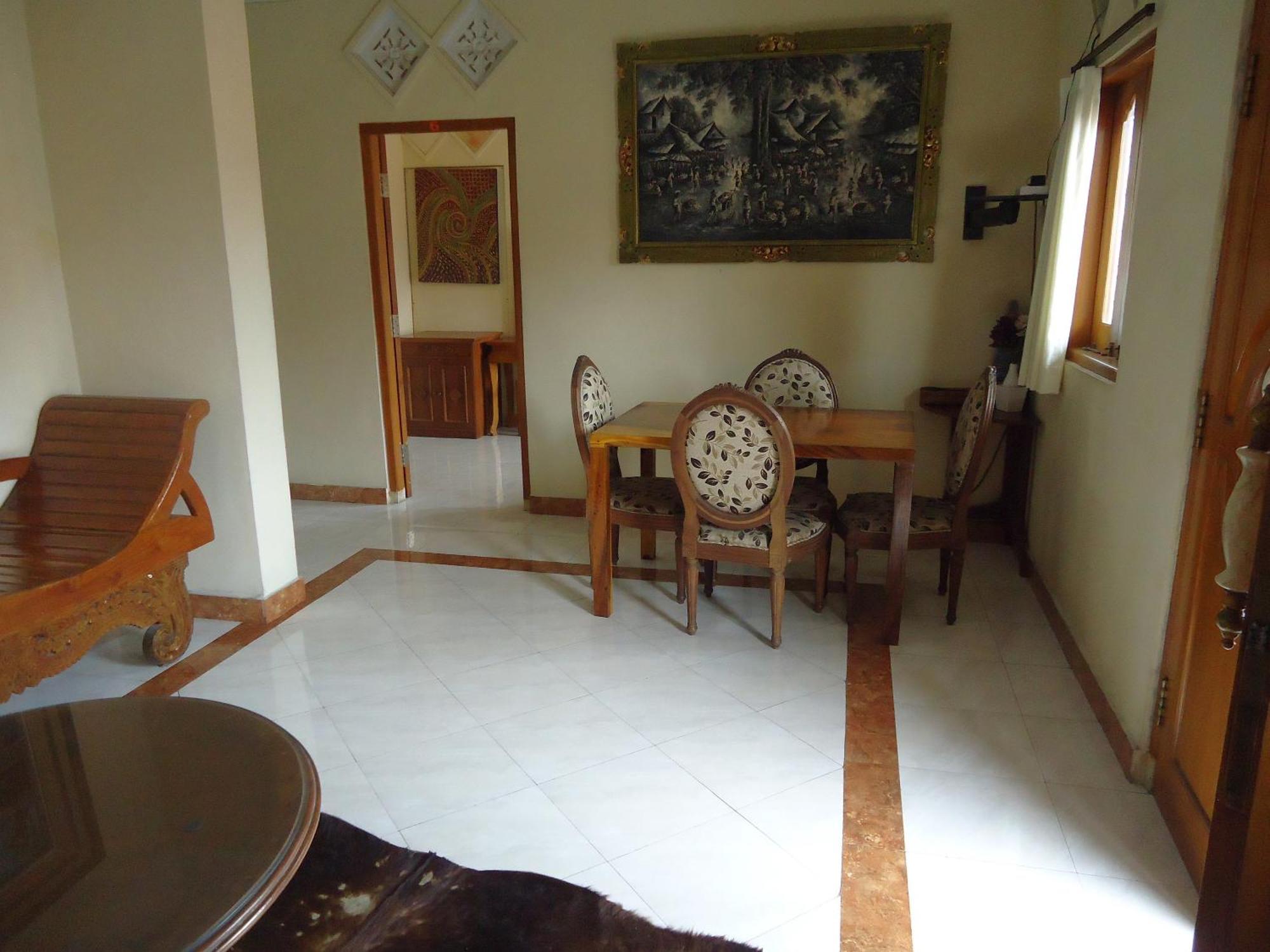 The Reinhold Guesthouse Bali Kerobokan Exterior foto