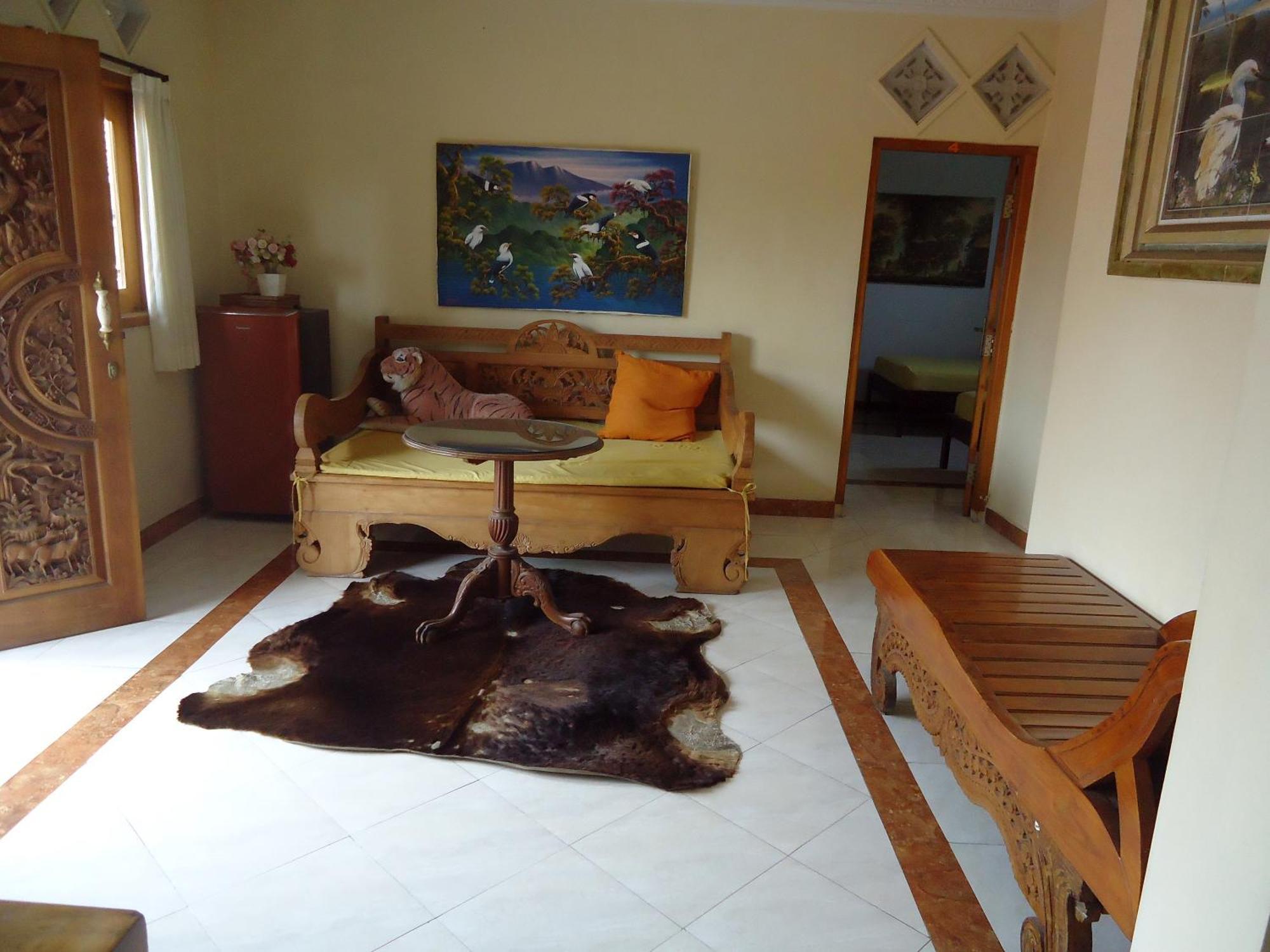 The Reinhold Guesthouse Bali Kerobokan Exterior foto