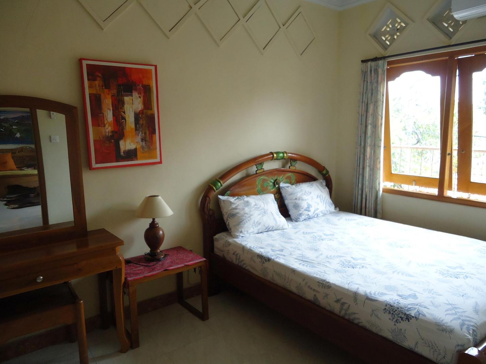 The Reinhold Guesthouse Bali Kerobokan Exterior foto